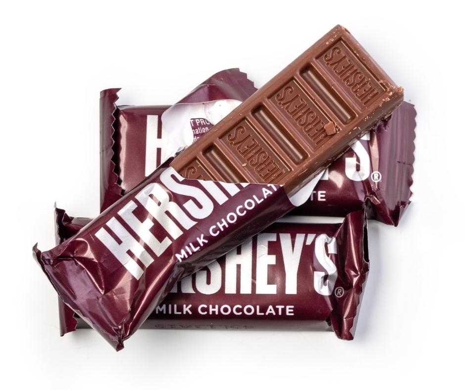 How long does it take to melt a Hershey bar in the microwave